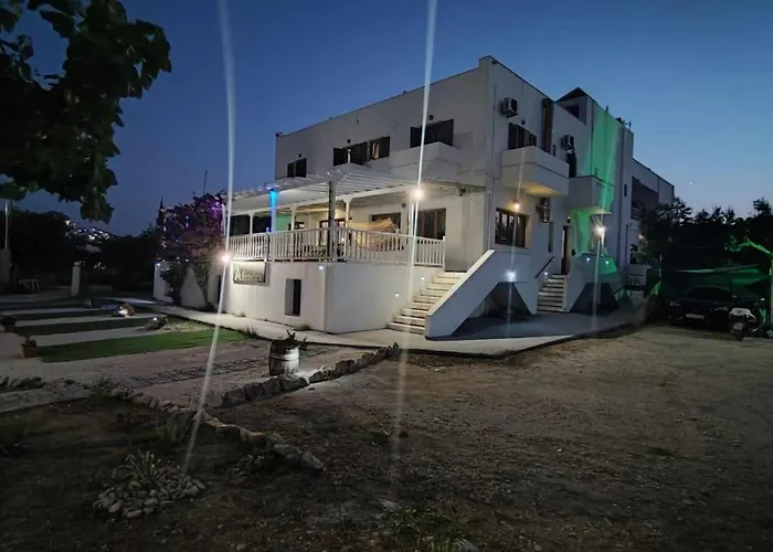 アパートホテル Afendra 3*